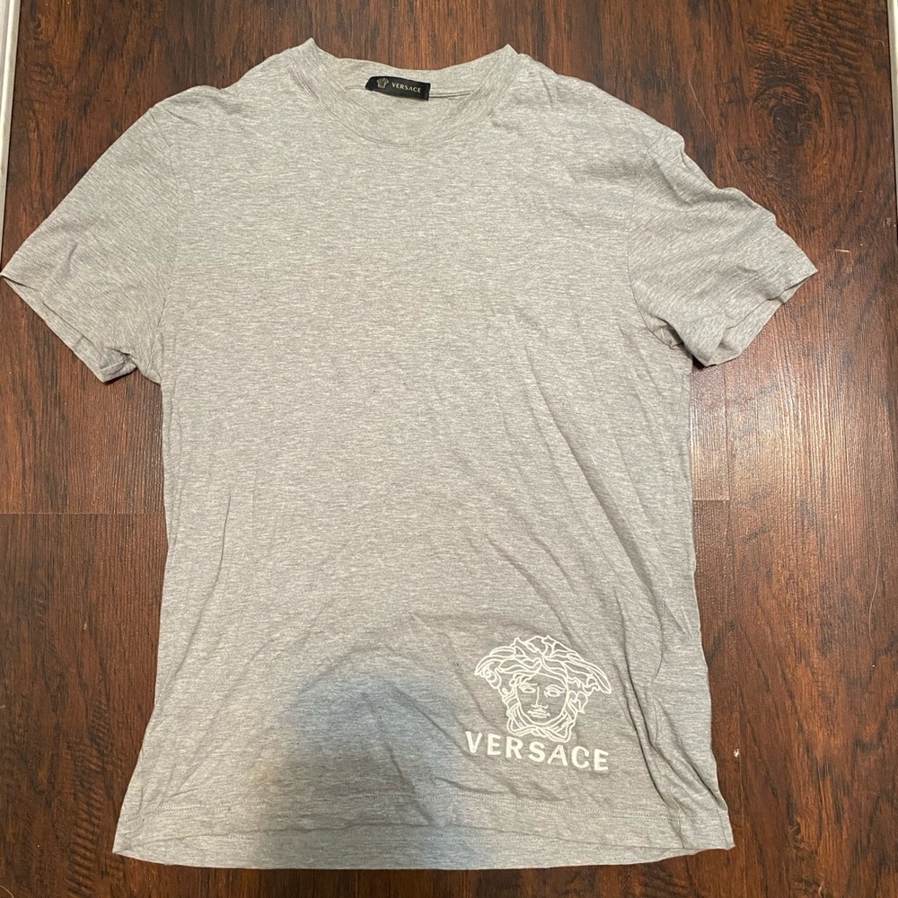 Small,Versace t shirt